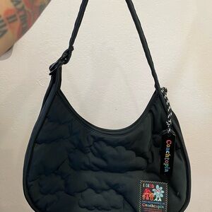 Coachtopia Black Loop Ergo